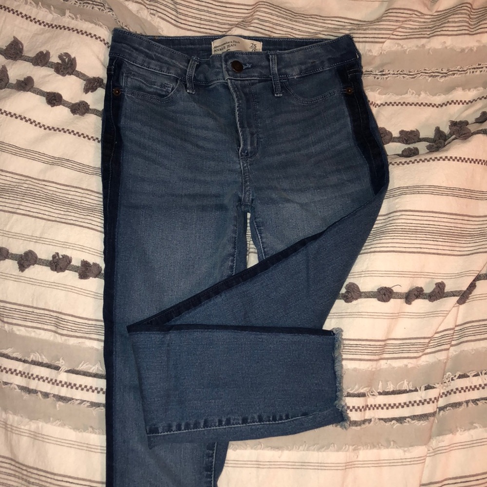Abercrombie jeans